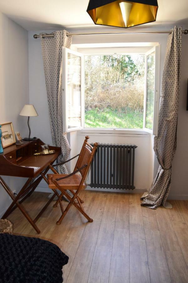 La Chabotine Bed and Breakfast Allas-Les-Mines Εξωτερικό φωτογραφία
