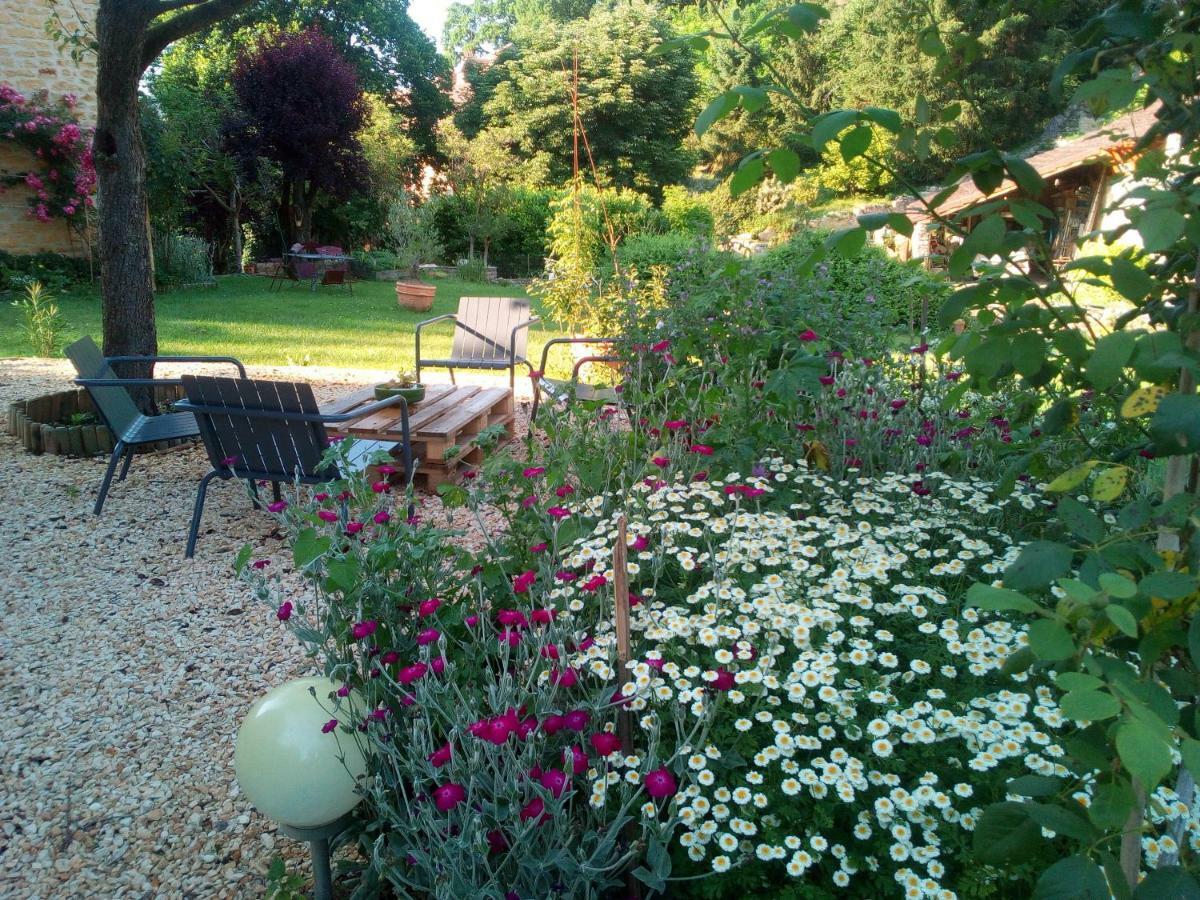 La Chabotine Bed and Breakfast Allas-Les-Mines Εξωτερικό φωτογραφία