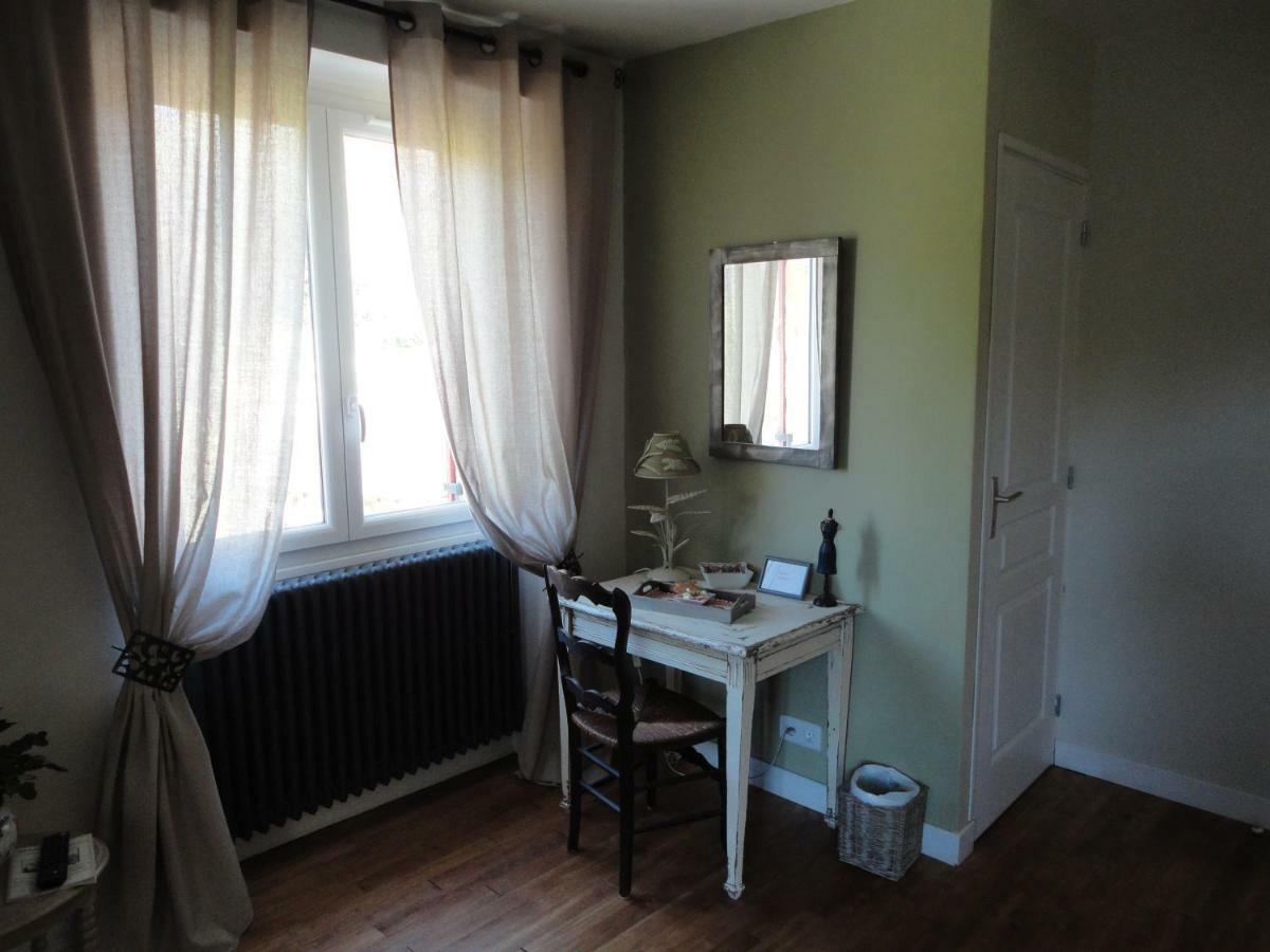 La Chabotine Bed and Breakfast Allas-Les-Mines Εξωτερικό φωτογραφία